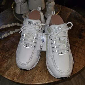 DREW Dri-Lex 'FUSION' Classic White Lace-Up Sneakers 9XW...NEW!